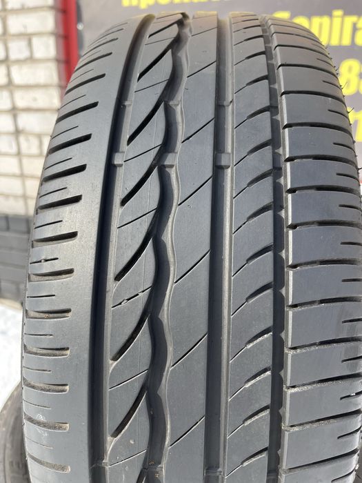 Шини 235/55 R17 Bridgestone 4 літні шини