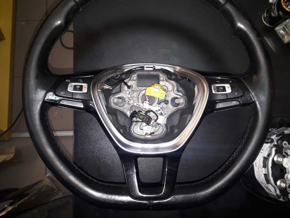 Кермо (руль) + airbag Volkswagen Passat B8 5G0419091 5g0880201c