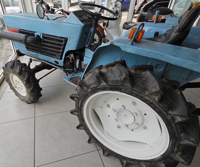 Trator Iseki 1700