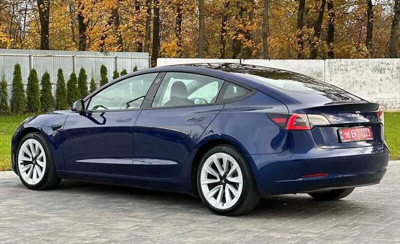 Tesla Model 3 2021