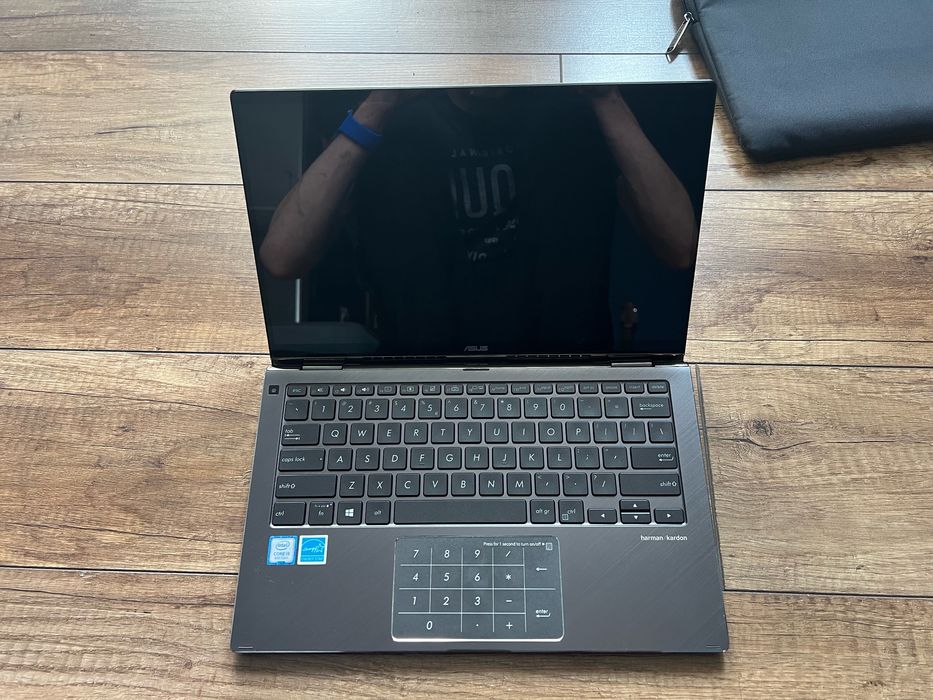 Asus Zenbook Flip 13 i5 8 Gen 8/256