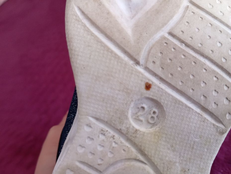 Świecące buty dla dziewczynki r 28