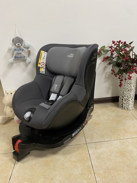 Автокрісло Britax Römer DUALFIX 3 i-SIZE Група 0+/1 (0-18 кг)