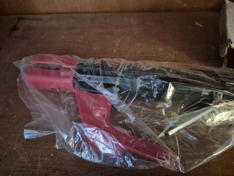 Alicate para aparelho de soldar