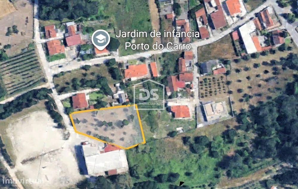Terreno com 2700m2 para Venda na Maceira