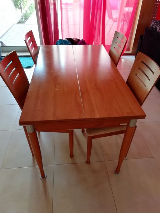 Mesa sala extensível 4 cadeiras