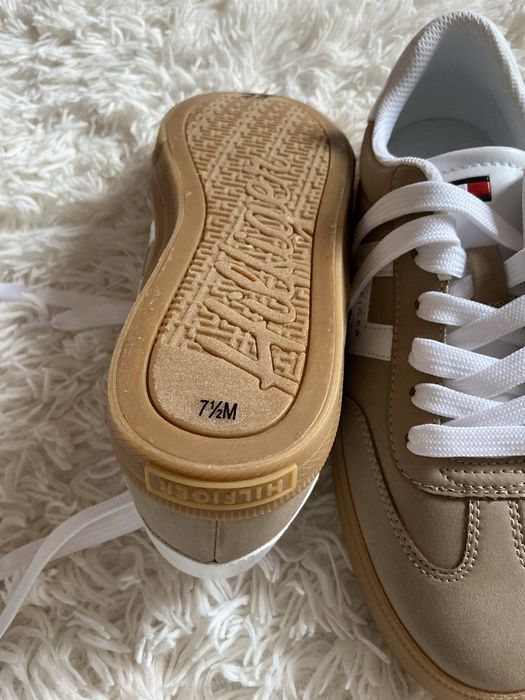 Nowe sneakersy TH