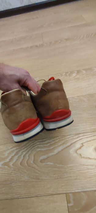 Чоловічі кросівки Lowa