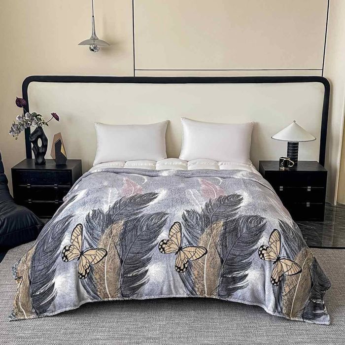 Плед—покривало на кровать Флис мягкий приятный к телу