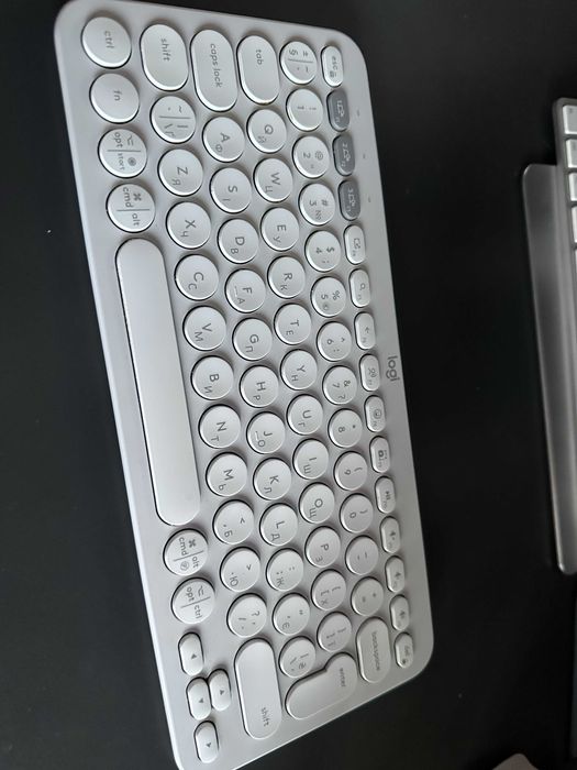 Logitech k380s pebble keys 2
