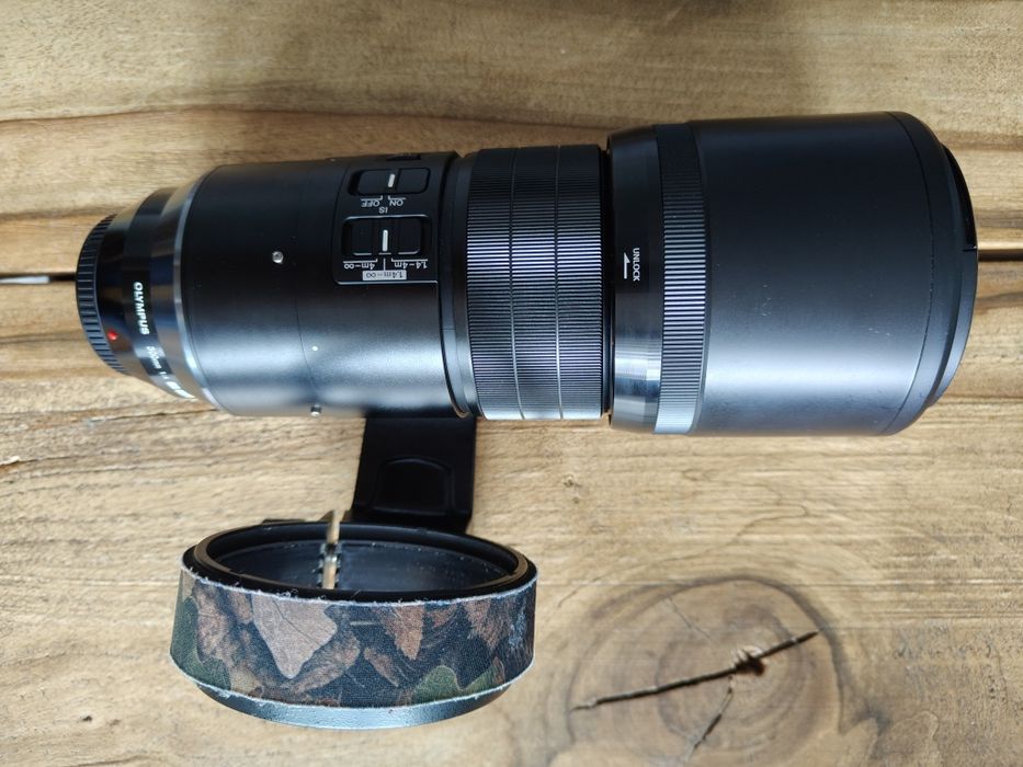 Olympus mZuiko Digital ED 300 mm f/4 IS Pro