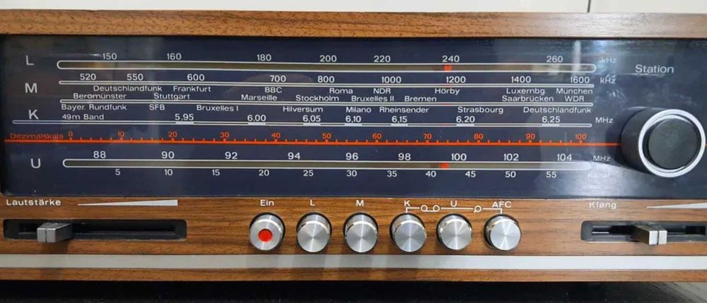 Rádio Telefunken JUBILATE 501 (rádio antigo de 1973)