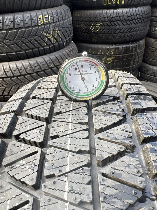 #Opona bridgestone 225/65/17 pojedynka