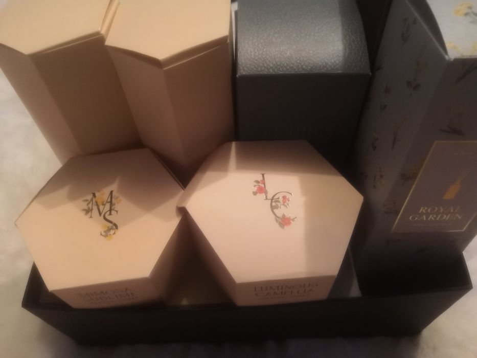 Ароматичні свічки та аромадифузори Zara Home