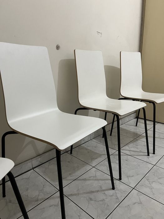 Conjunto de 4 cadeiras IKEA – modelo descontinuado – bom estado