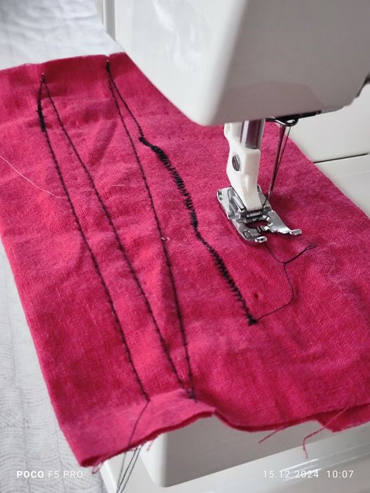 Комп'ютерна швейна машина Husqvarna Viking Sew Easy 350