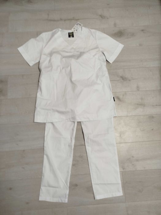 Медичний костюм 52 розмір білий на високий зріст
