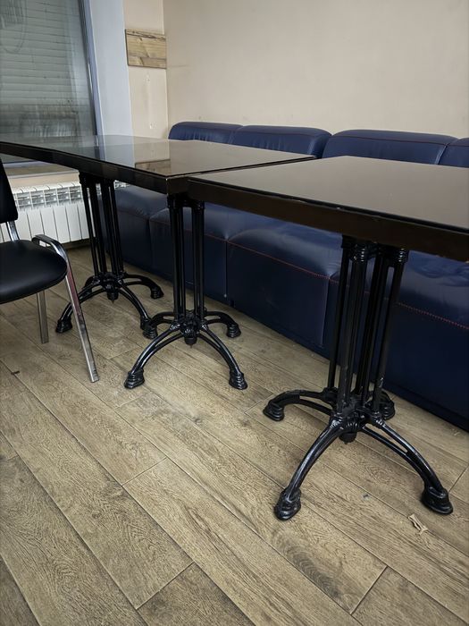 стол  для кавярні