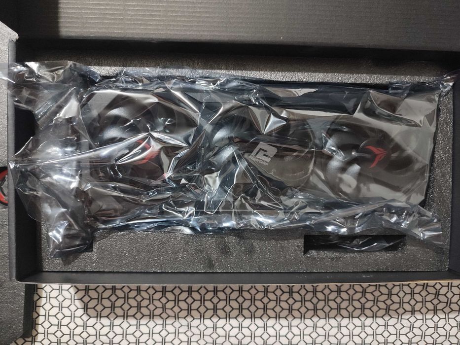 RX 7800 XT Powercolor Red Devil (como nova)