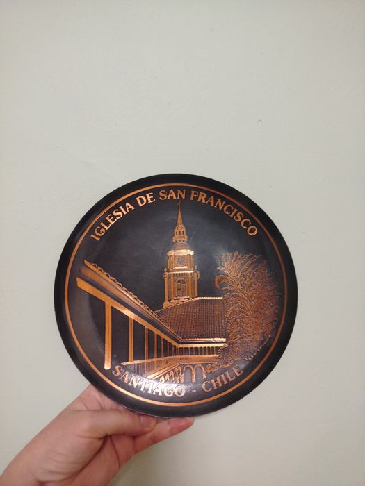 Медная тарелка на стену.