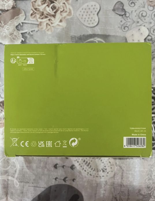 Fan with 4000 mAh Power Bank, adjustable light and solar charging