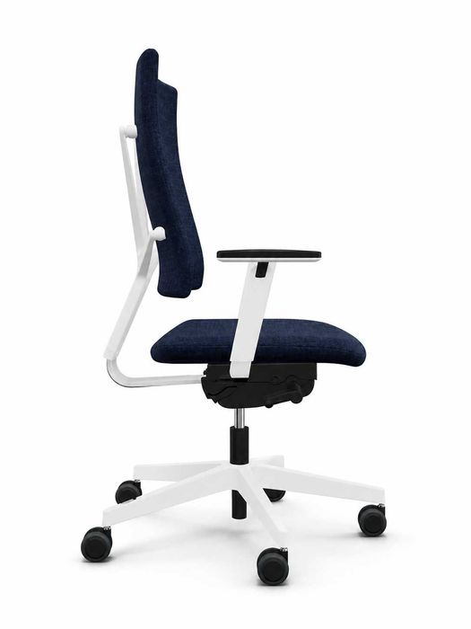 Fotel biurowy Nowy Styl 4ME White