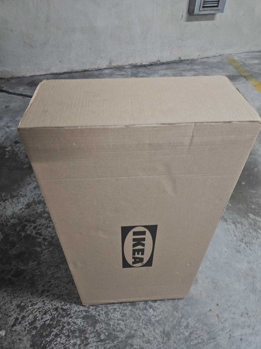 Estante modular c portas removíveis , c 1 ou 2 módulos