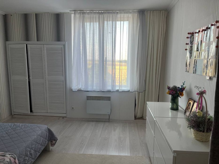 Продам 2х комнатную квартиру, 70 м.  Хлебодарское