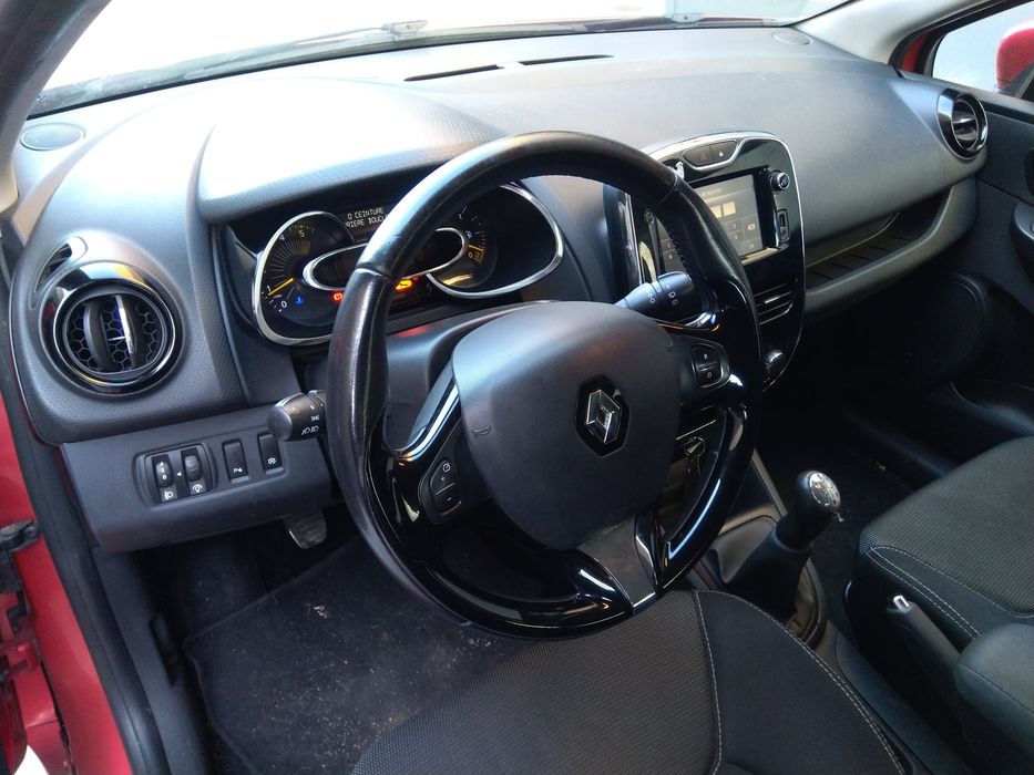 RENAULT CLIO IV Grandtour - 2014 - Para Peças