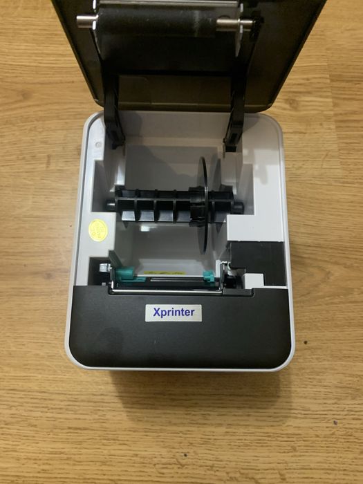 XPrinter XP-246B новый!