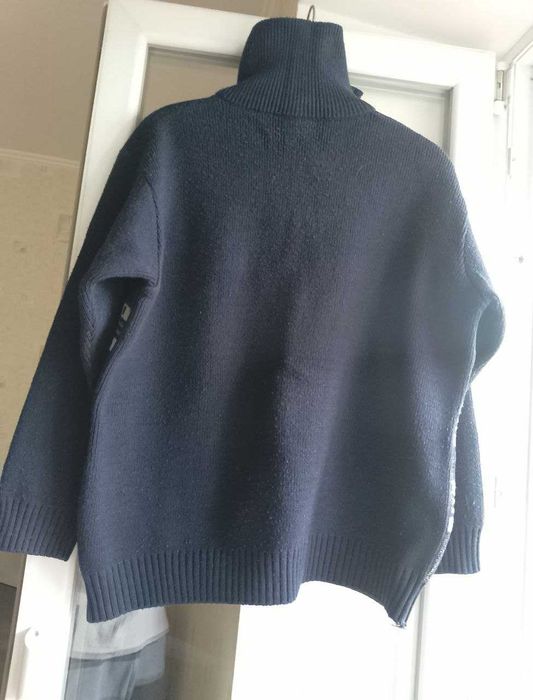 Незвичайний світер