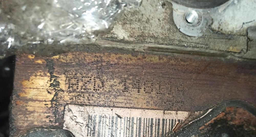 Двигун мотор двигатель AZD 1.6 mpi VW Golf 4 Bora Skoda Octavia tour