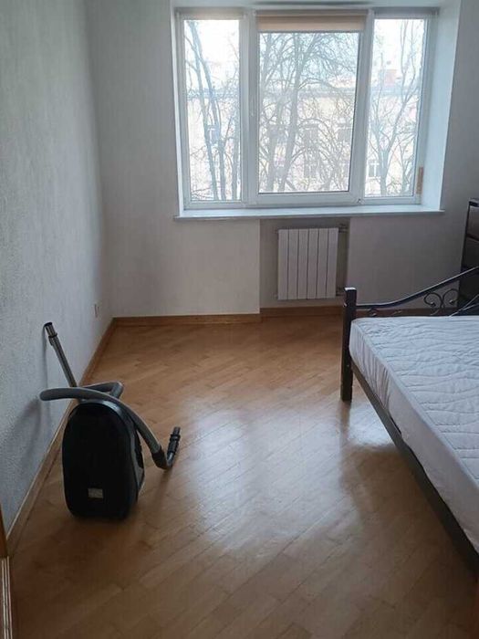 ПРОДАЖ 3К квартири ЦЕНТР ОХМАДИТ пр Берестейський 18