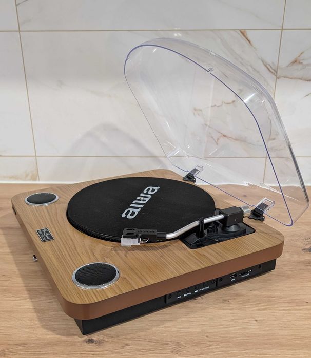Gira Discos AIWA (vinil - radio - USB - como novo c/garantia)