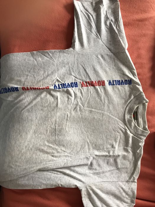 T-shirt 1€ aproveitem para evitar mudanças pesadas