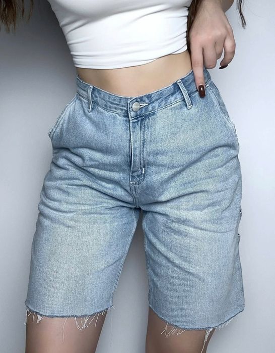 Шорти жіночі Carhartt WIP. Розмір W30
