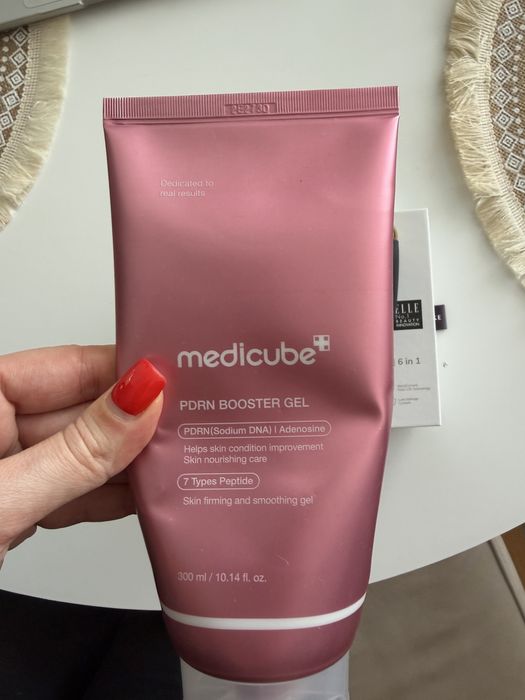 Geske мікроструми мікроток Medicube галь