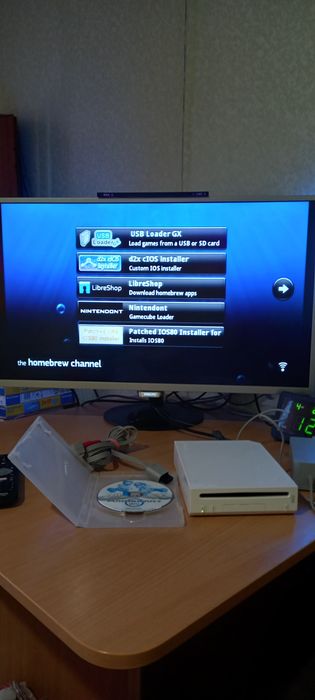Игровая приставка Nintendo WII