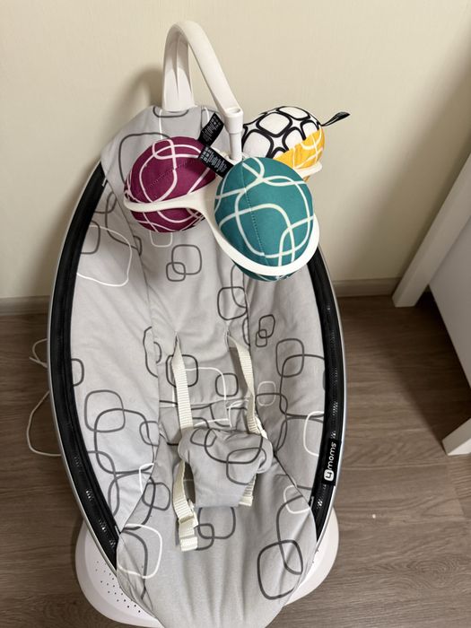 Заколисуючий центр 4 moms mamaroo