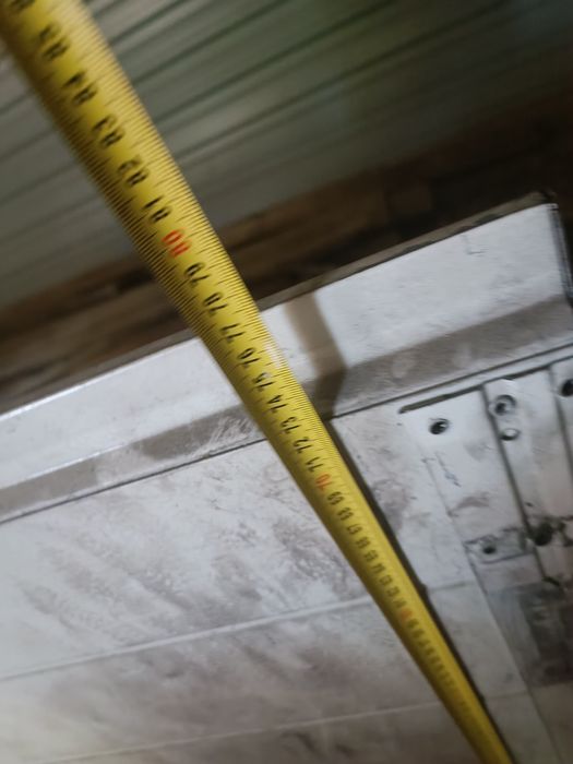 Dwa panele bramy garażowej