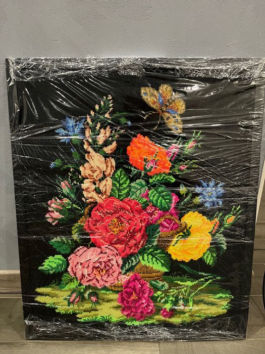 Вручну вишита картина