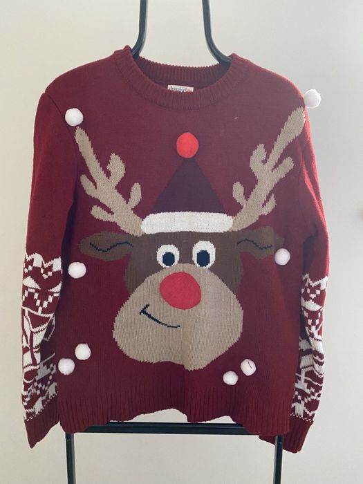 Фемели лук. Свитер с оленем