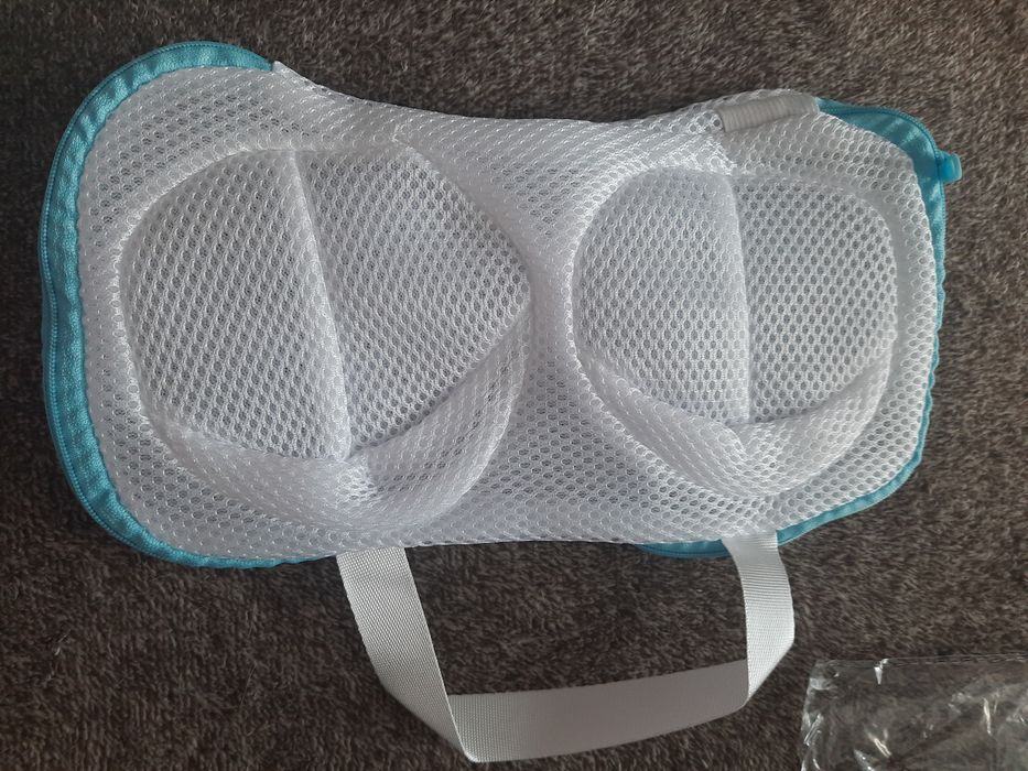 Torebka do prania biustonoszy