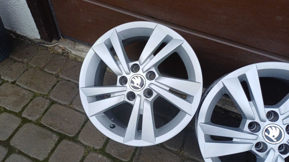 15" Alufelgi 5x100 vw polo golf fox BORA new beetle ibiza fabia rapid