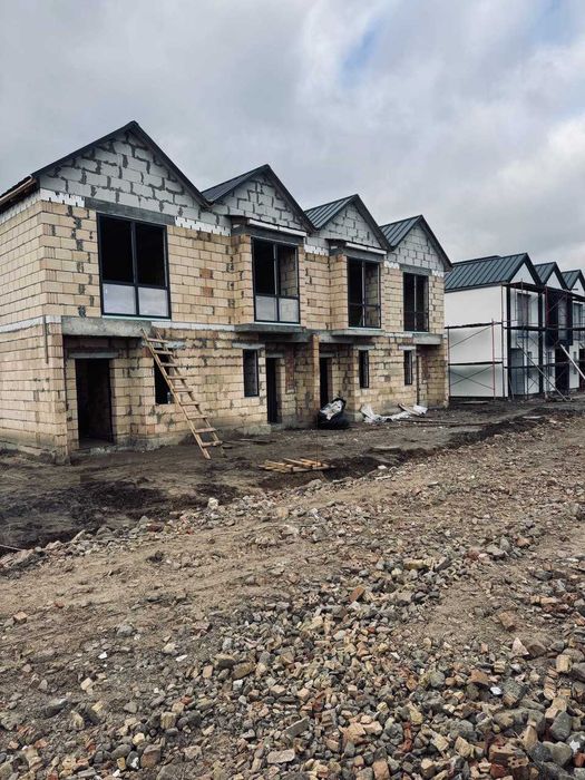 ГАЗИФІКОВАНИЙ таунхаус у с.Святопетрівське від ЗАБУДОВНИКА