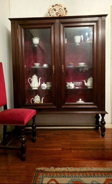 Vendo Móveis Edtilo Sec. XXVII em excelente estado!