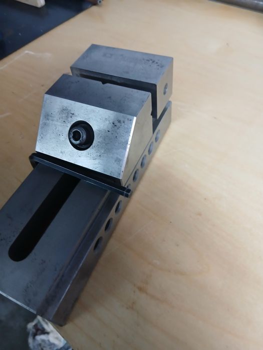 Prensa de Rectificação 75mm