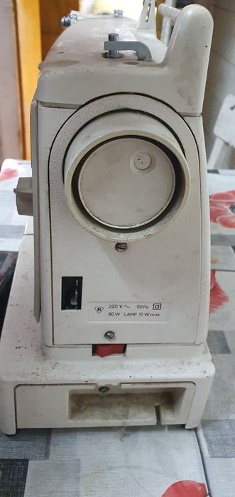 Maszyna do szycia Łucznik