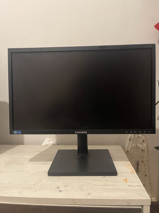 Monitor Samsung.445376202518702080