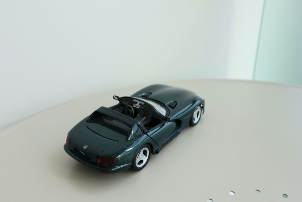 Carro colecção Dodge Viper RT/10 (1996) Maisto 1/24